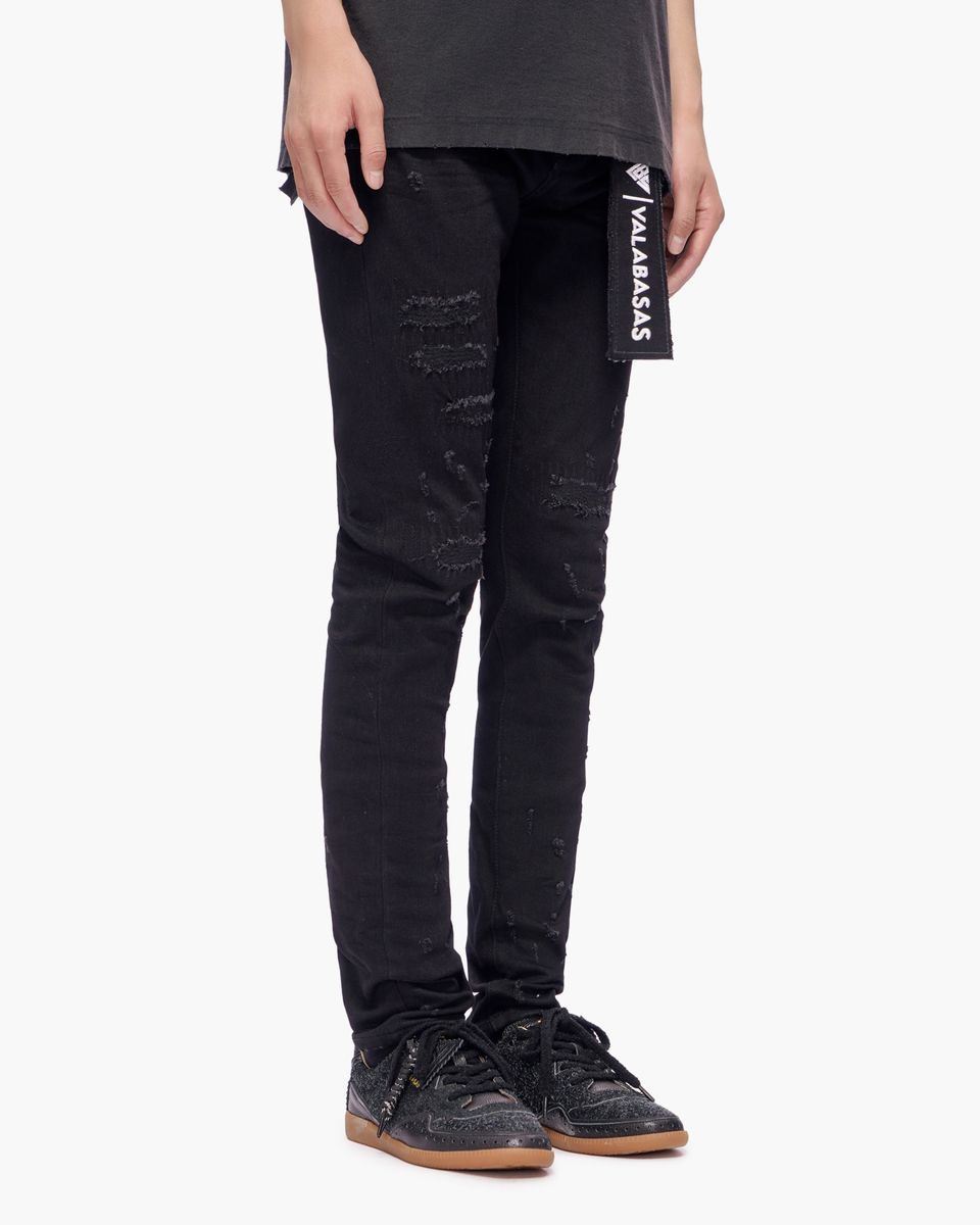 Ilyas Jet Black